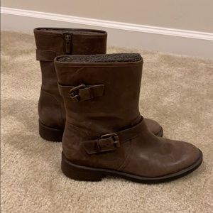 Enzo Angiolini booties